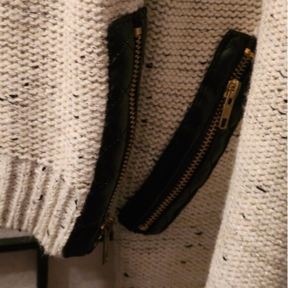 RENJO Open Cardigan with Faux Leather Zippers and Accents Size Large - Picture 3 of 4